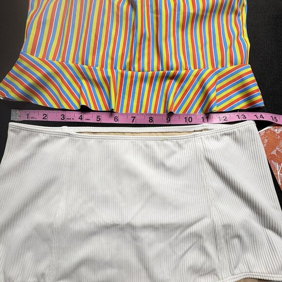 NWT KORTNI JEANE Women 2 Piece Swimsuit Bikini Scoop Back Sz M Multicolor 28-5 - Picture 3 of 16